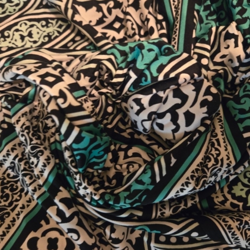 White House Black Market Teal and Black Patterned Maxi Dress - Picture 3 of 8